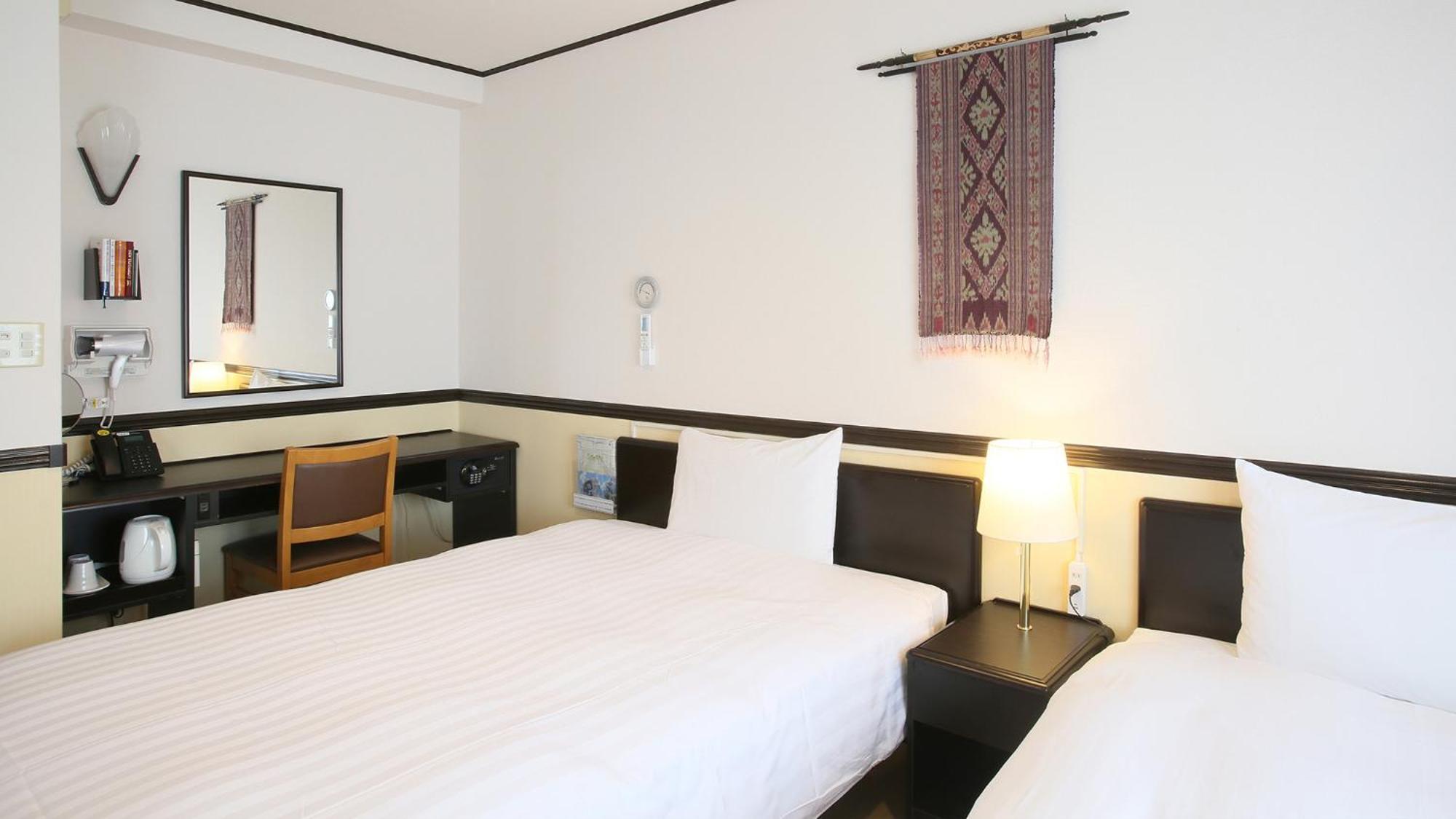 Toyoko Inn Okinawa Ishigaki-Jima Ishigaki  Kamer foto